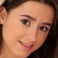 Gabriella Lati Nøgen