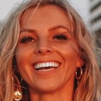 Hannah Polites Nøgen