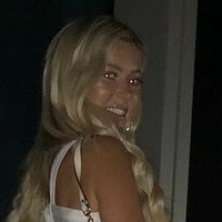 Hannah Sharpe Nøgen