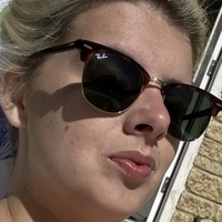 Holly Ann Muldoon Nøgen