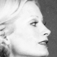 Ilona Bakos Nøgen