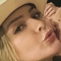 Isabela Spindola Nøgen