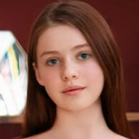 Isobel Fairbain Nøgen