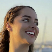 Itza Reyna Nøgen