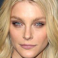 Jessica Stam Nøgen