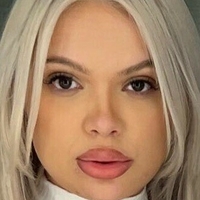 Julia Monroe Nøgen