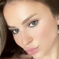 Julia Reinert Nøgen