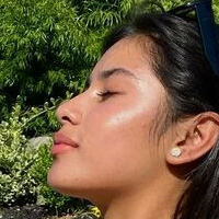 julianaa.alvarado Nøgen