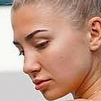 Karina Timkiv Nøgen