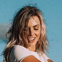 Kayleigh Douglas Nøgen