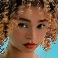 Kiara Peachy Nøgen
