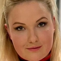 kira-liv-free Nøgen