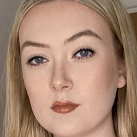 kirstenminnerylaing Nøgen