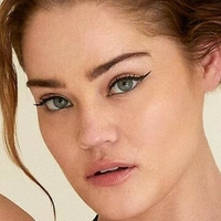Laney DeGrasse Nøgen