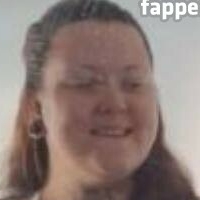 Laura Knoblauch Nøgen