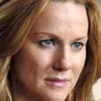 Laura Linney Nøgen