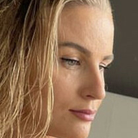 Lea Rosenboom Nøgen