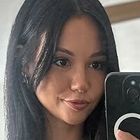 Leah Sharp Nøgen