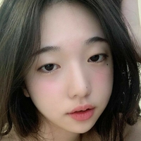 Lee Yeonwoo Nøgen