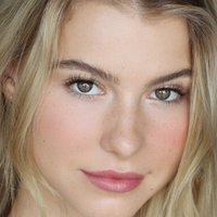 Lexi Atkins Nøgen
