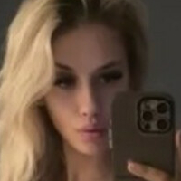 Liene Tienemann Nøgen