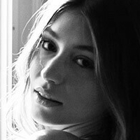 Lilly Marie Lagodka Nøgen