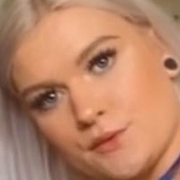 Lilveganslut_ Nøgen
