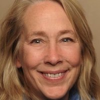 Linda McInerney Nøgen