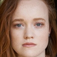 Liv Hewson Nøgen