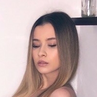 Livia Gellert Nøgen