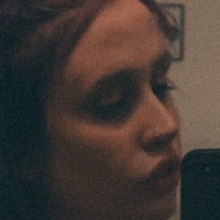 Lizzy Farrall Nøgen