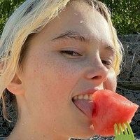 lowwwol_free Nøgen