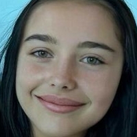 Luiza Martins Nøgen