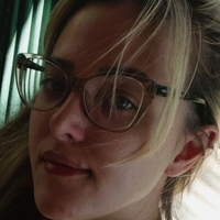 Luiza Steinmettz Nøgen