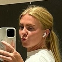 Maddiemartinsky Nøgen