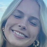 Maddy Poncher Nøgen