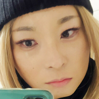makoshiki Nøgen