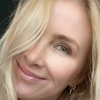 Mallory Moore Nøgen
