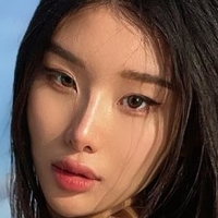 Mari Bambei Nøgen