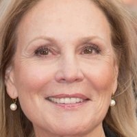 Marthe Keller Nøgen