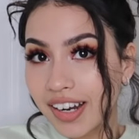 Melissa Estrella Nøgen