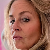 memichhelle Nøgen
