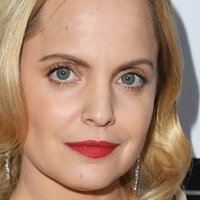 Mena Suvari Nøgen