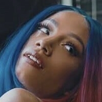 Mercedes Mone Nøgen