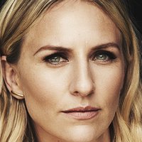 Mickey Sumner Nøgen