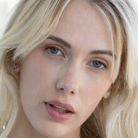 Modelsky Nøgen