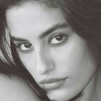 Naomi Eliav Nøgen