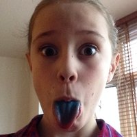 Naomi Shaw Nøgen