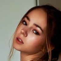 Natalia Muchova Nøgen