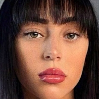 Nicki Nicole Nøgen